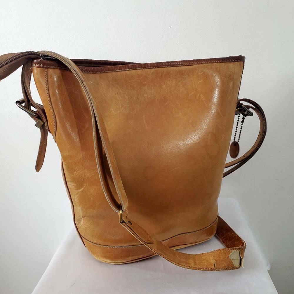 Roots Leather Extra Large Hobo Bucket Shoulder Crossbody Bag Made in Canada - Picture 2 of 15